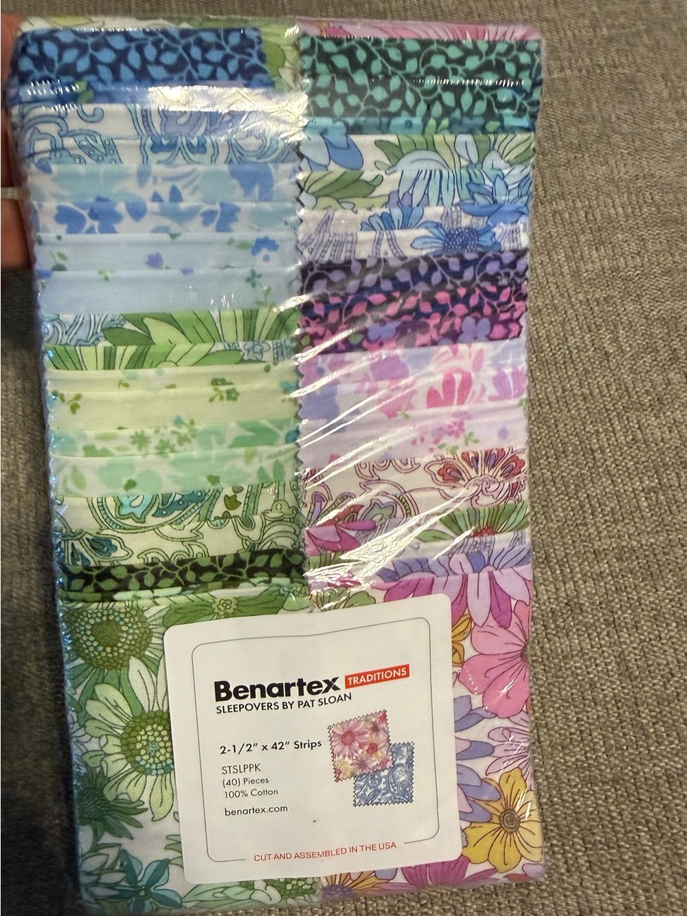 Benartex Floral Fabric Jelly Roll: Sleepovers by Pat Sloan